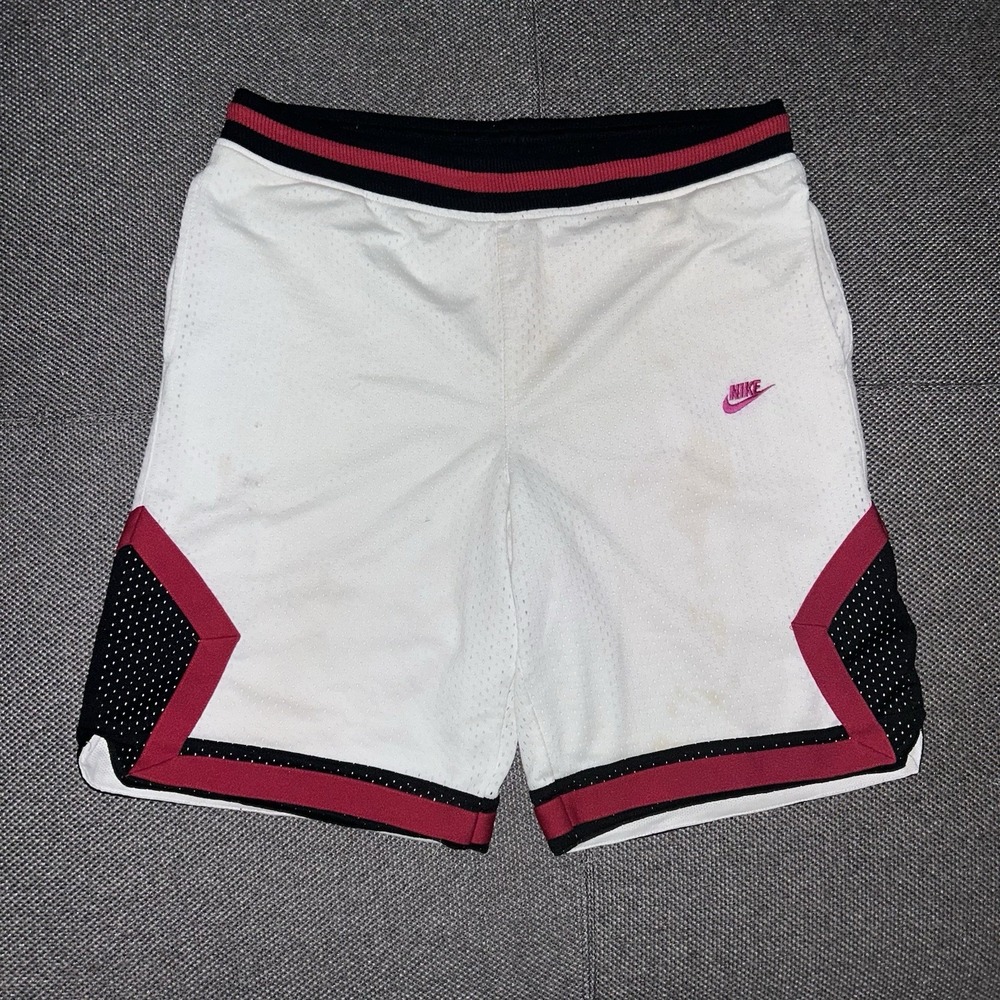 Vintage 90s Nike Men's White Basketball Athletic Shorts Mens Large Retro L